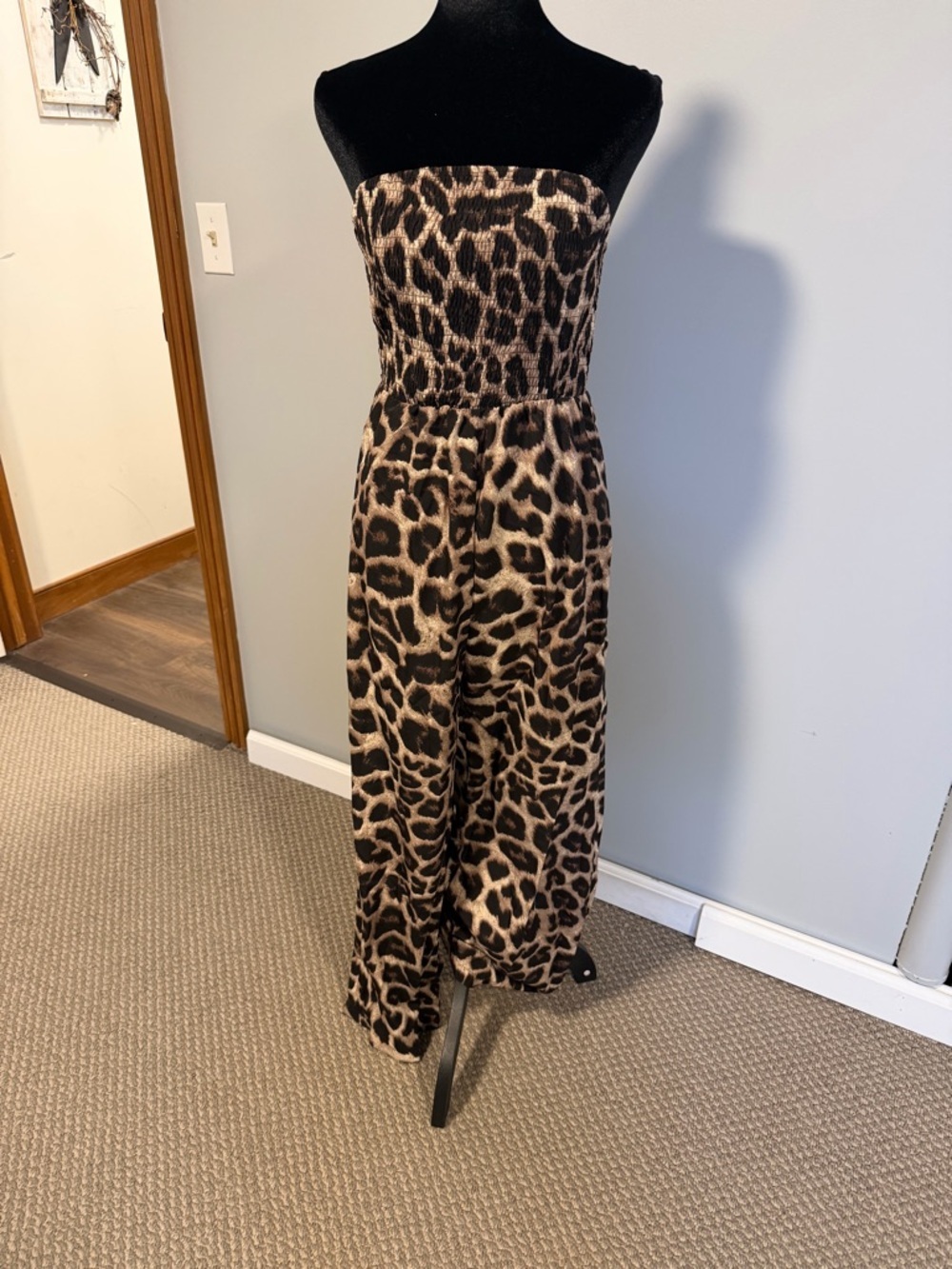 NWOT Leopard Print Strapless Jumpsuit Medium Smocked Wide Leg